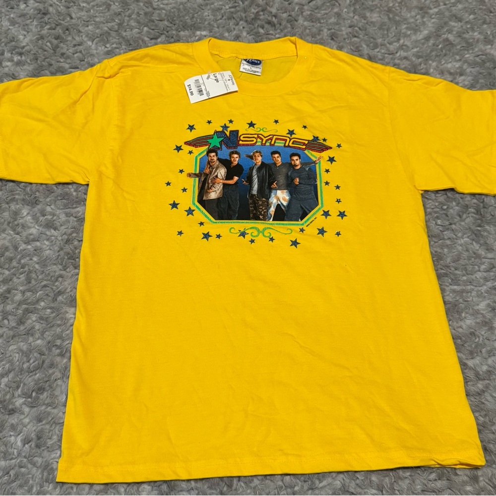 True Vintage 2000 N’Sync Graphic T-Shirt Women’s Large NEW NWT RARE Yellow Pop